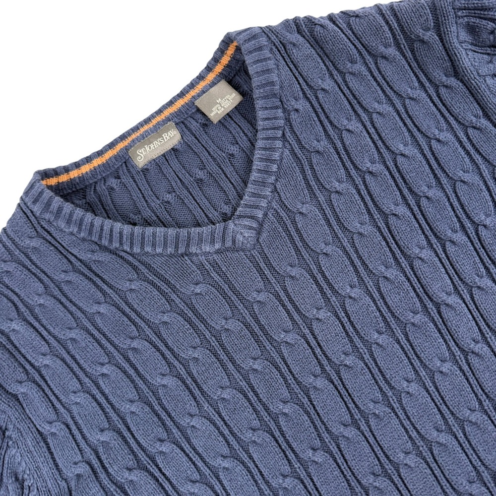 St. John's Bay Sweater Mens M Blue Classic Cable‎ Knit V-Neck Ribbed Cuffs